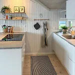 Beautiful In Bjert With Sauna 度假居 *