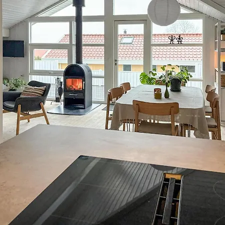 Beautiful In Bjert With Sauna 度假居 *