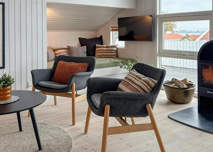 Beautiful In Bjert With Sauna Vakantiehuis *