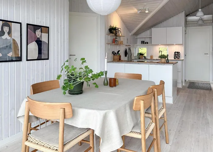 Vakantiehuis Beautiful In Bjert With Sauna Abjerg